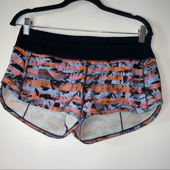 lululemon athletica Pants - Lululemon shorts size 6